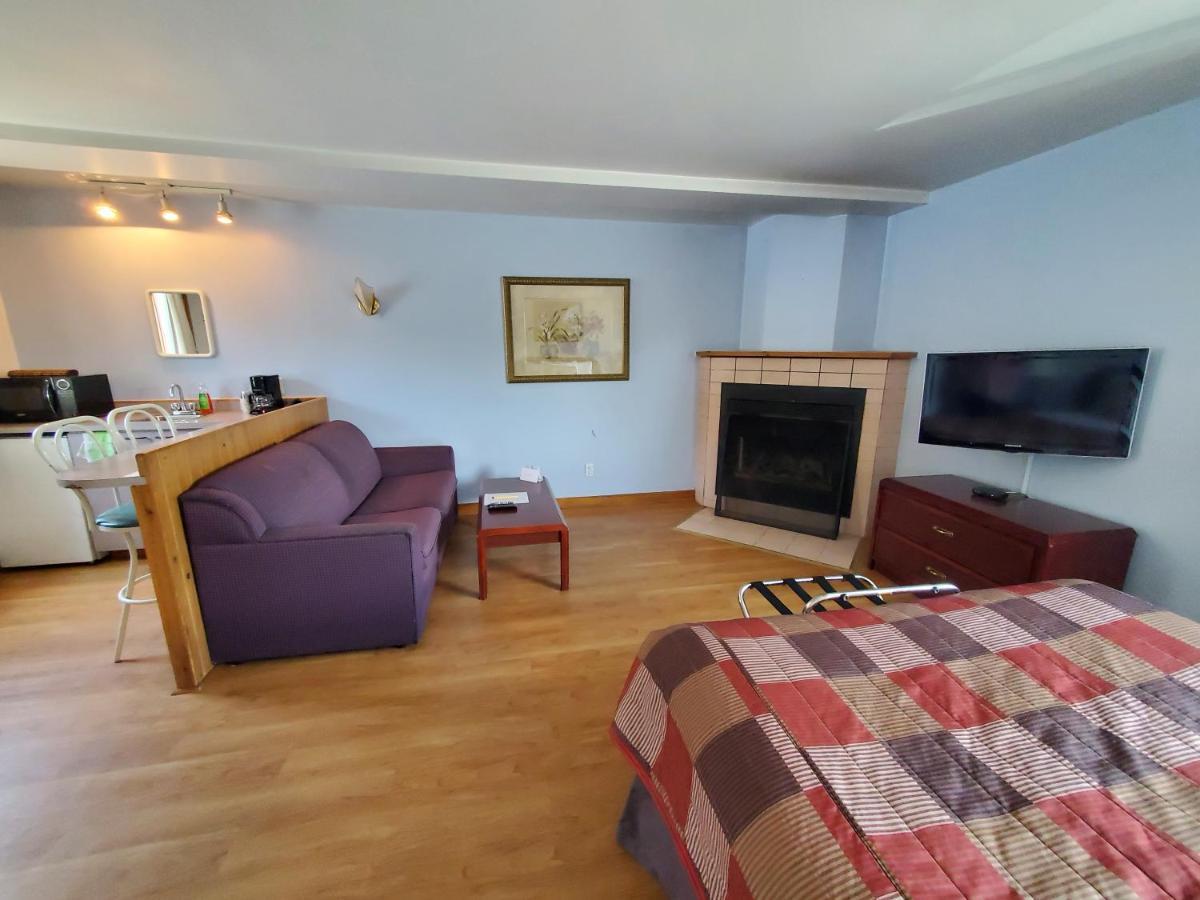 Auberge Champetre Sainte-Adele Bagian luar foto